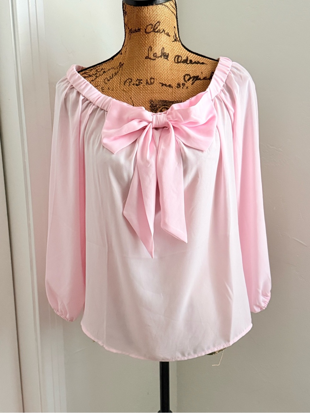 Riley & Rae Light Pink Off-Shoulder Bow Blouse
